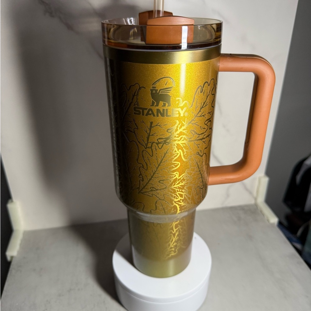 Engraved Stanley Gold Leaf Design Mug with Handle